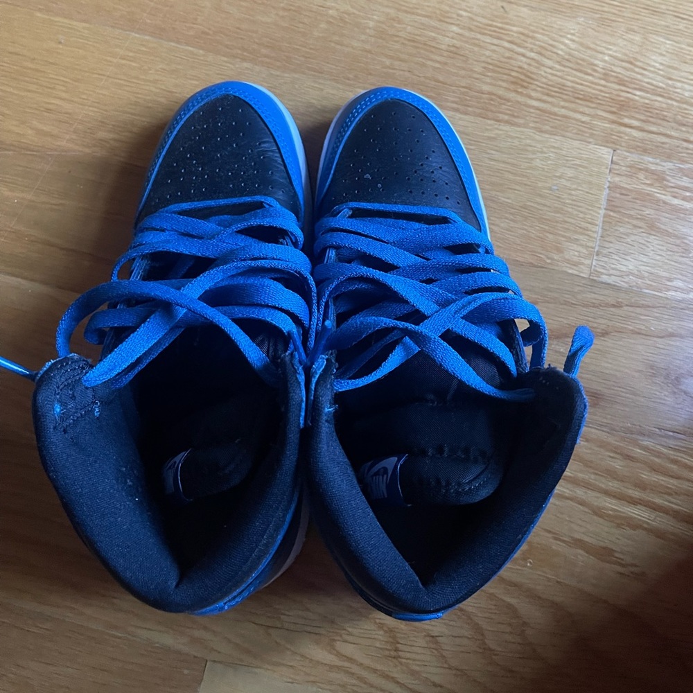 Retro Jordan 1s OG (Dark Marina Blue)